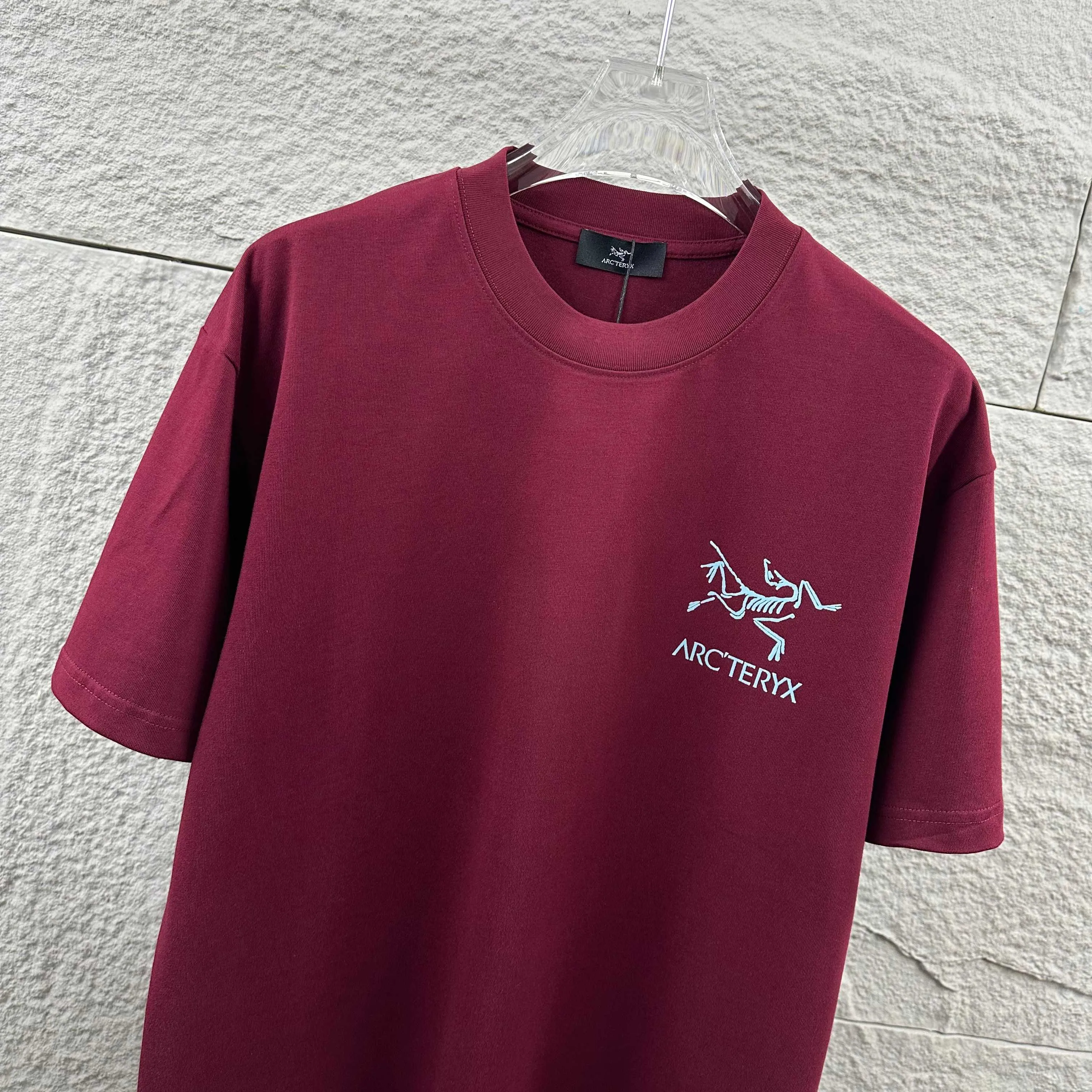 ARC'TERYX* * 2026 New Arrival Classic T Same Style ：Black White Red Size： S （90-130 ） M （120-150 ） L （140-165 ） XL （160-195 ） XXL （195 ）